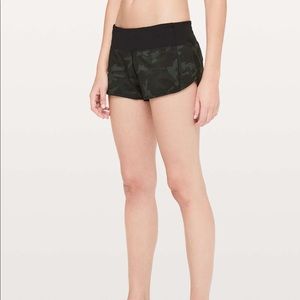 Lulu lemon speed up short 2.5in camo